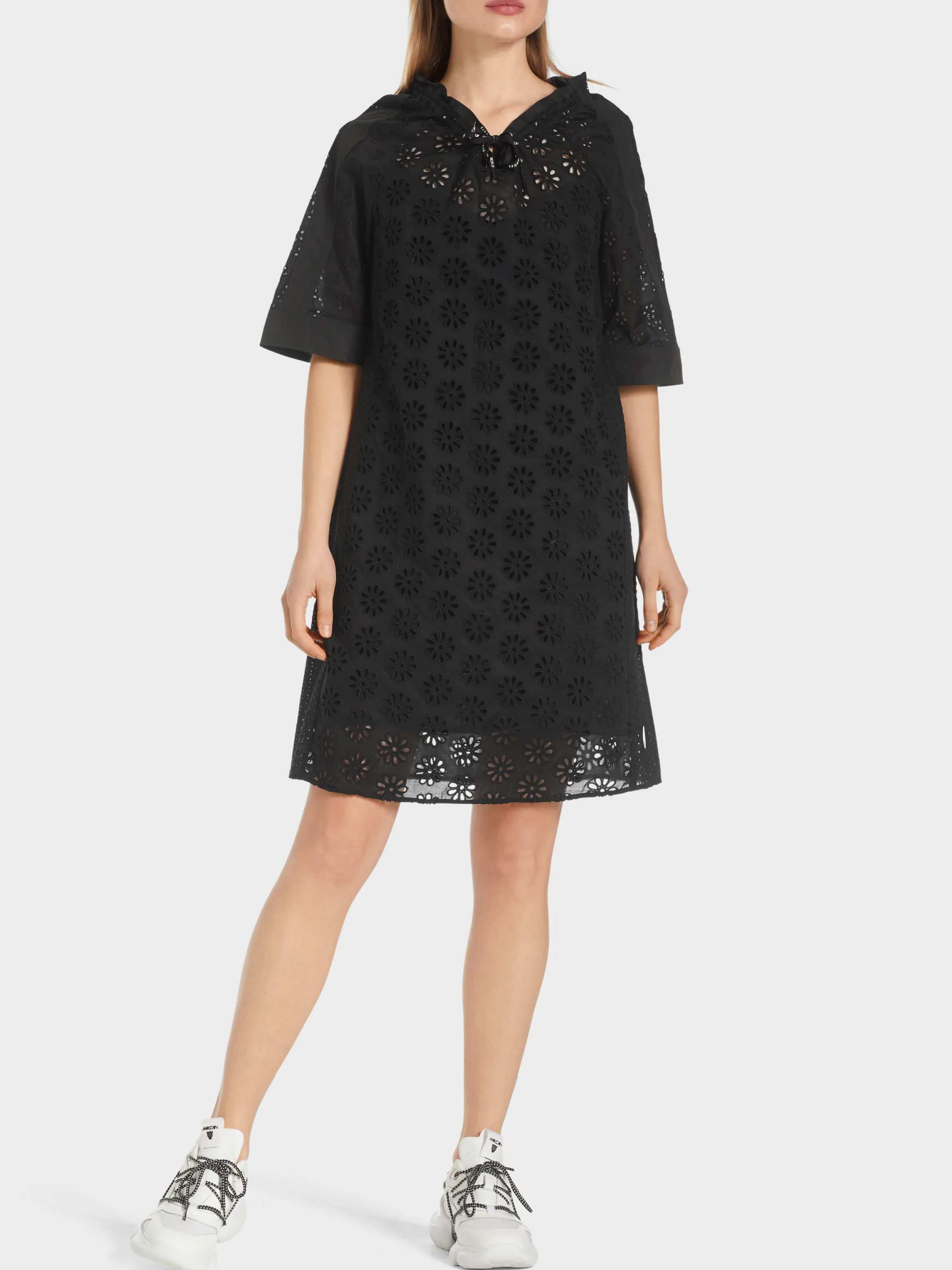 Outlet DRESS WITH EYELET EMBROIDERY Dresses