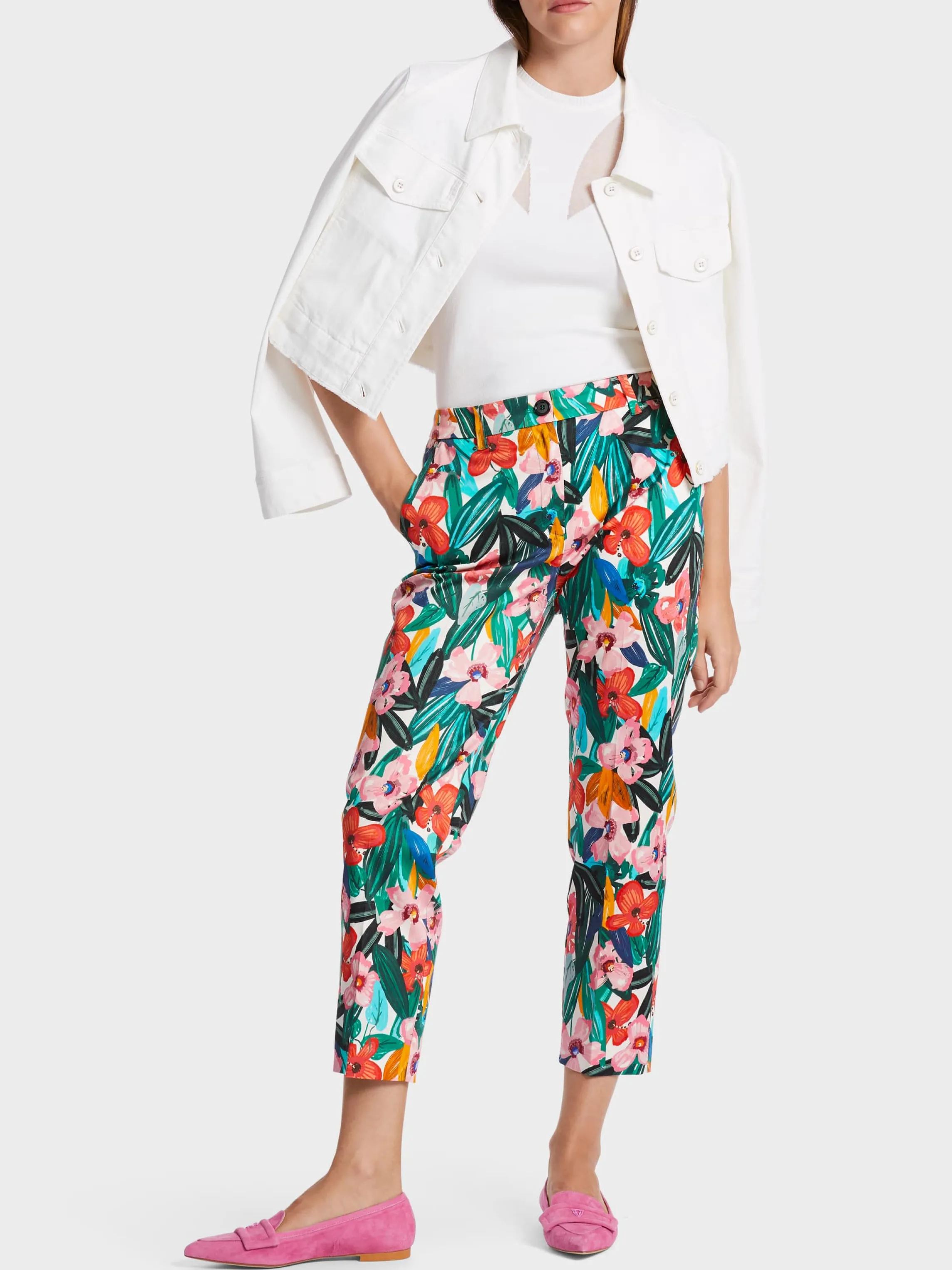 New FRANCA MODEL IN FLORAL DESIGN Pants