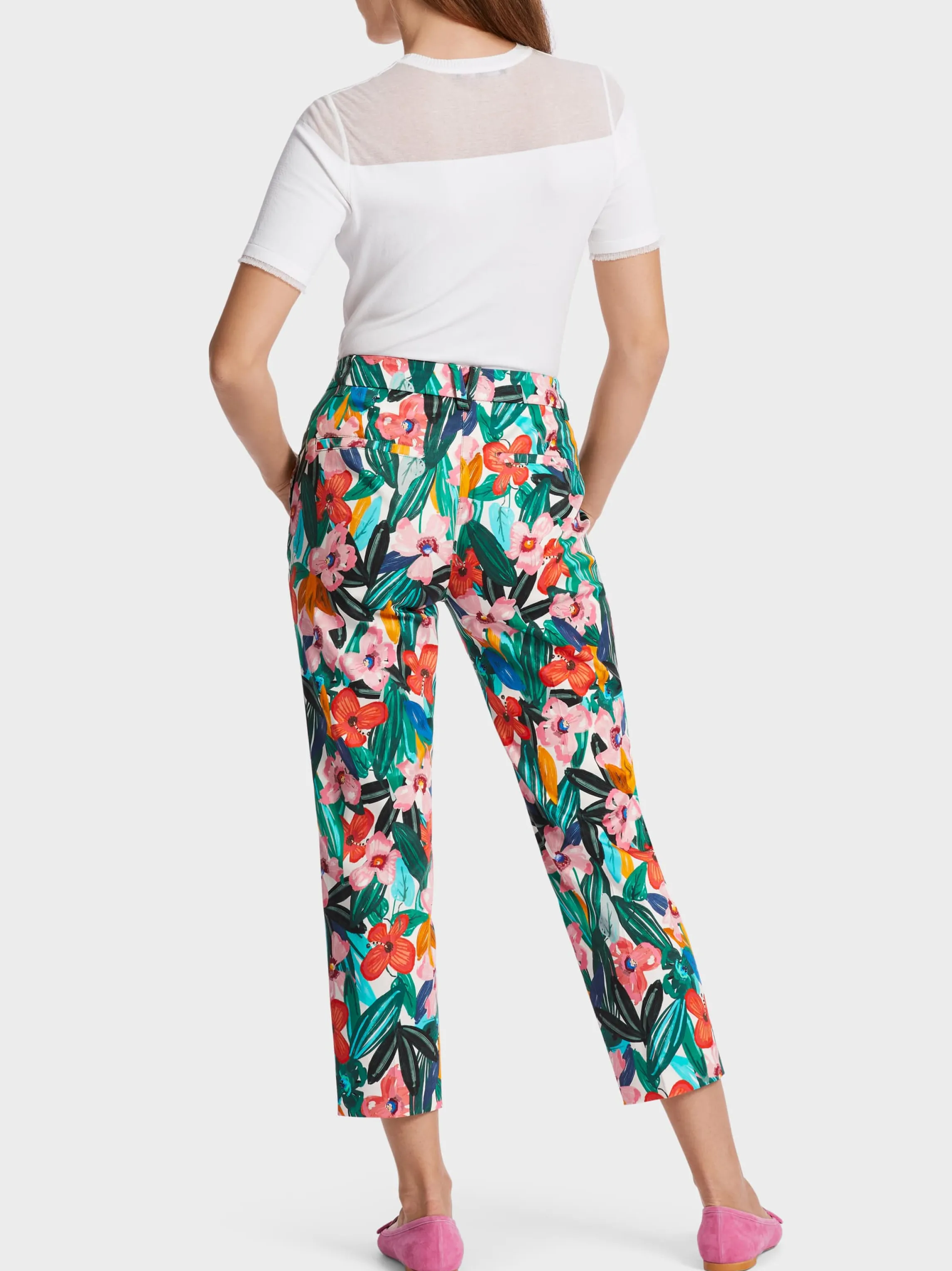 New FRANCA MODEL IN FLORAL DESIGN Pants